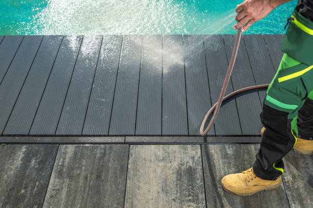 Best Garage Pressure Washing  in Moss Beach, CA